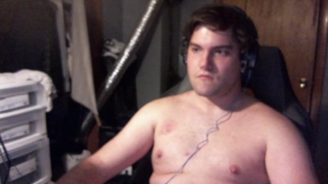 Strikerjd  15-08-2021 video showfeet